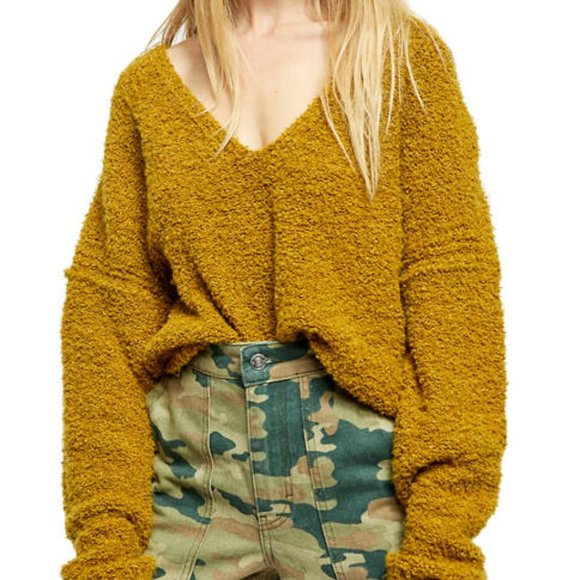 Free People Sweaters - FREE PEOPLE Finders Keepers V-Neck Sweater